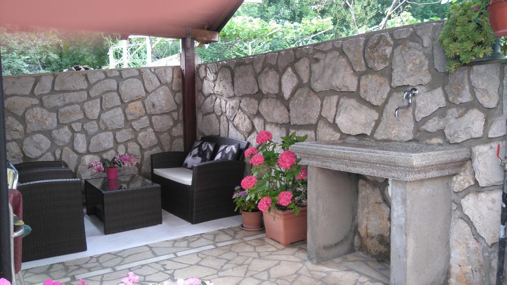 Guest House Djurdjica Dramalj Exterior foto
