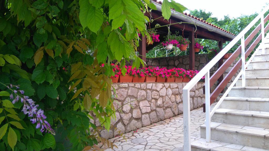 Guest House Djurdjica Dramalj Exterior foto